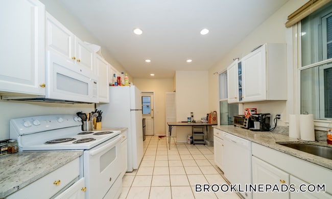 Foto del edificio - 81 Gibbs St