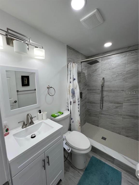 Foto del edificio - 6818 Eden Ln