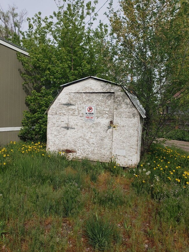 Building Photo - Gladstone