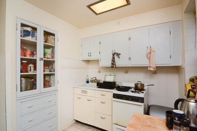 Foto del edificio - 2129 N Mozart St