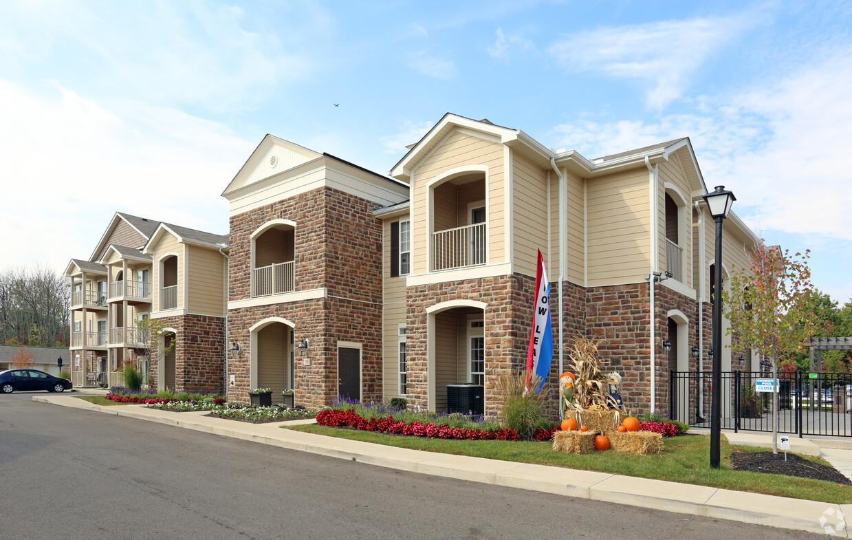 Foto principal - The Residences at Liberty Crossing