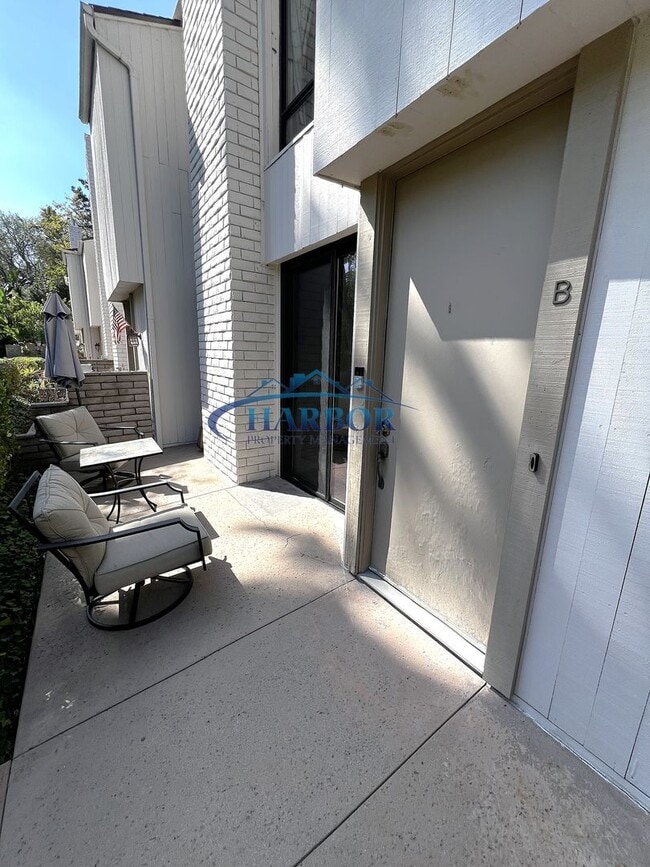 Building Photo - 3608 W Estates Ln