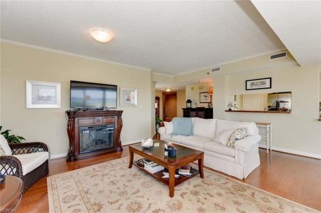 Building Photo - 3 bedroom in Virginia Beach VA 23455
