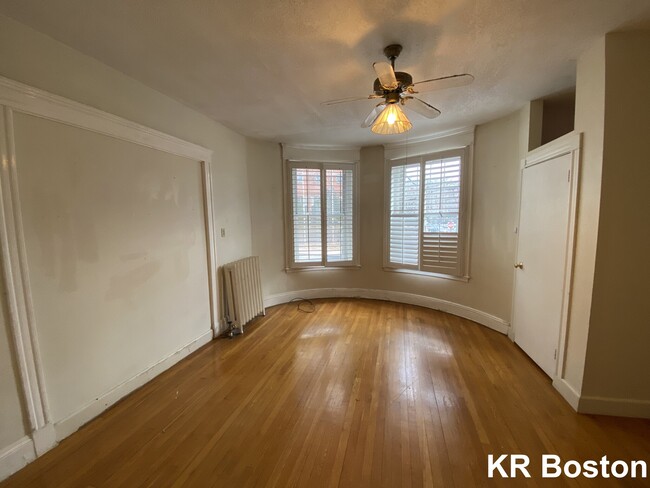 Building Photo - 1317 Beacon St
