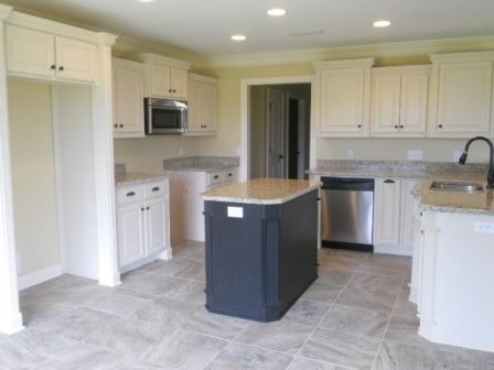 Building Photo - Legacy Farms