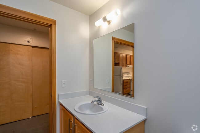 Estudio - 511 pies cuadrados - Baño - Arbora Court