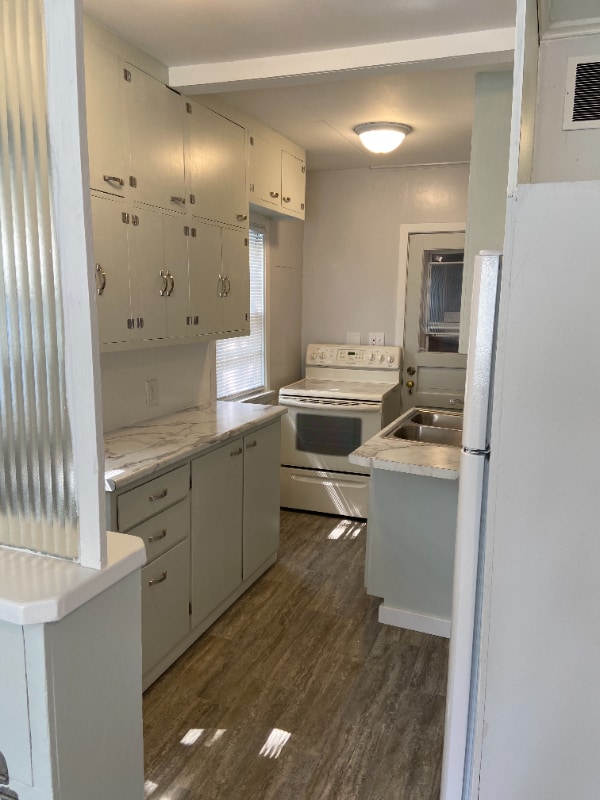 Foto del edificio - 1411 Portland Ave