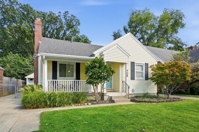 Building Photo - 908 Shroyer Rd
