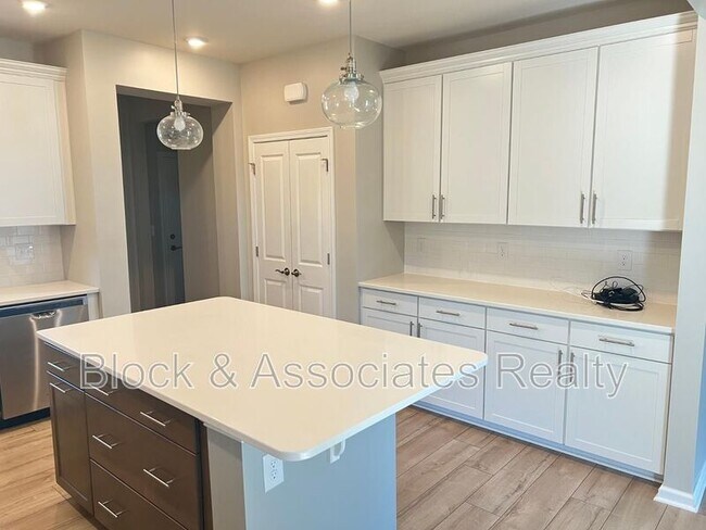 Foto del edificio - 1905 American Beech St