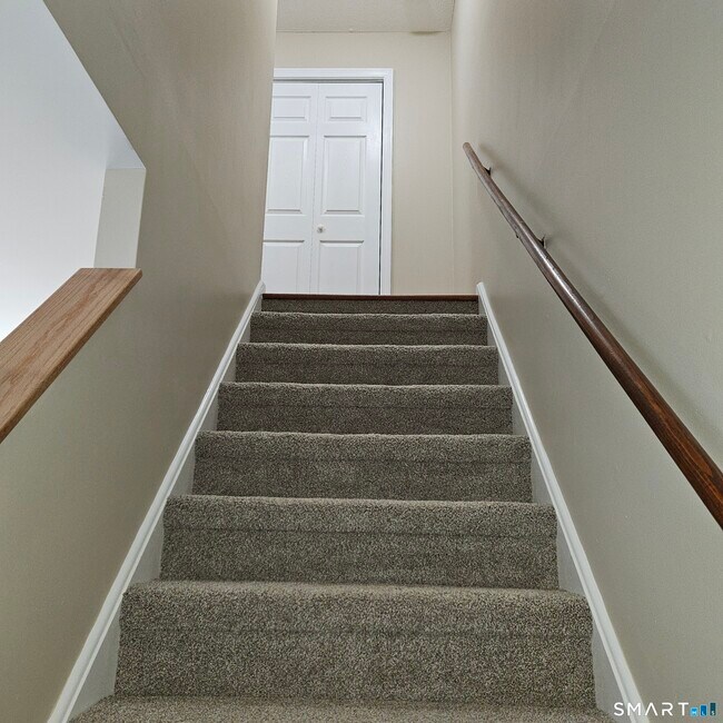 Building Photo - 373 Wolcott St