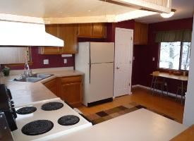 Building Photo - 606 Spruce Cir