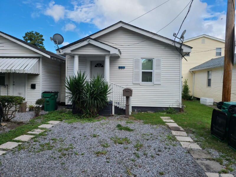 1315 Jefferson Hwy, New Orleans, LA 70121 House for Rent in New