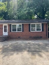Building Photo - 318 Salisbury Rd