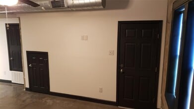 Building Photo - 6825 Avenue C