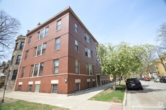 Building Photo - 3806 N Greenview Ave