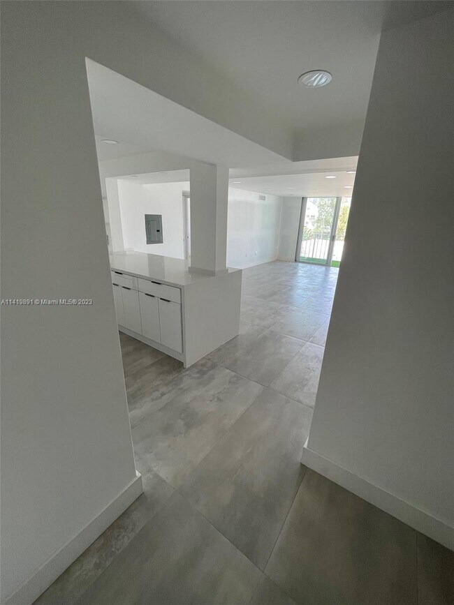 Foto del edificio - 7705 Abbott Ave