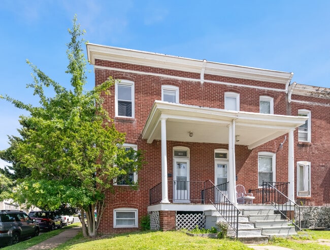Building Photo - 700 E 36th St