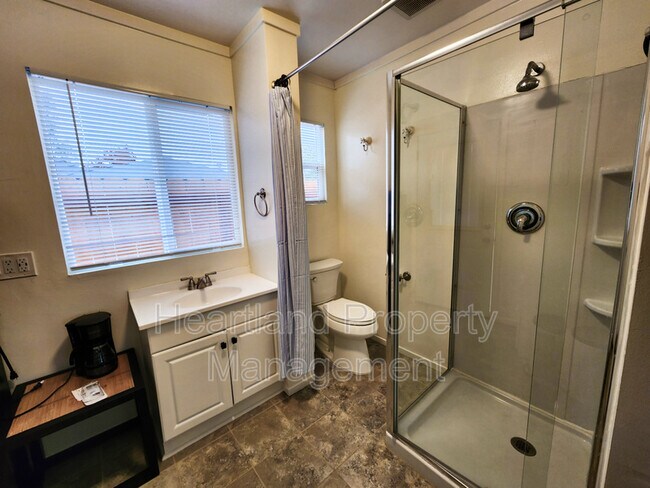 Foto del edificio - 8787 Washington Ave