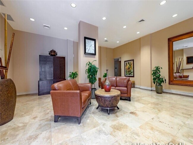 Building Photo - 2101 S Ocean Dr