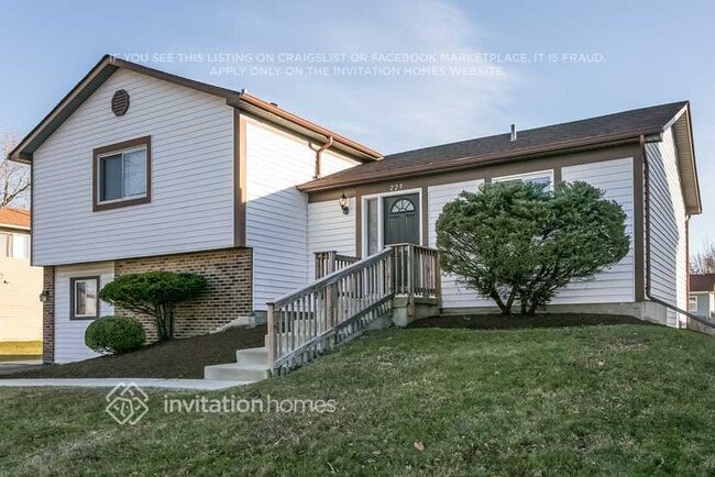 Building Photo - 229 Pheasant Rd