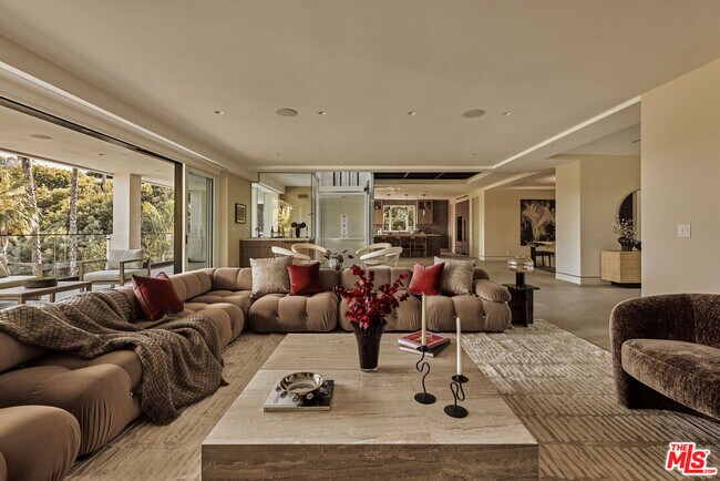 Building Photo - 16838 Oak View Dr