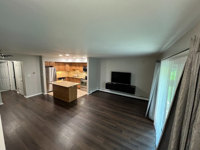 Foto del edificio - 801 S Dwyer Ave