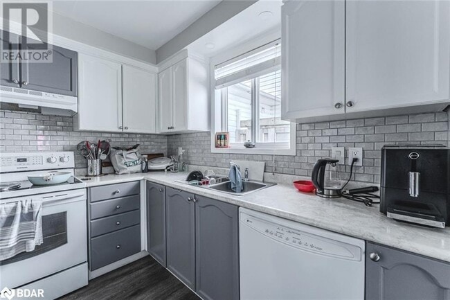 Building Photo - 67 Wessenger Dr