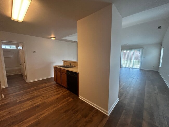Building Photo - Lovely 3 Bedroom Home in Kyliglen!