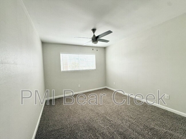 Foto del edificio - 1824 Thonig Rd