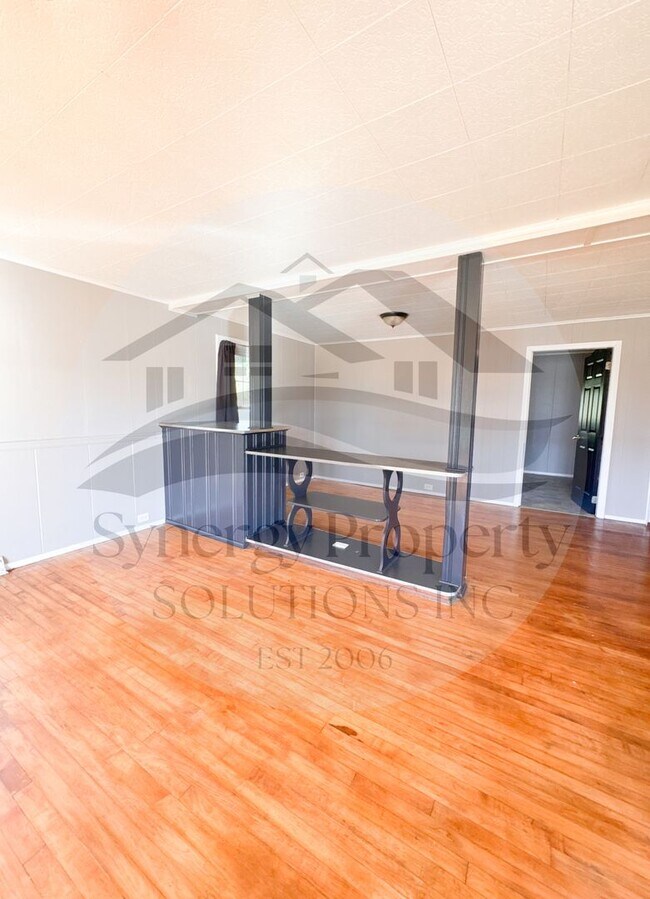 Foto del edificio - Available Now