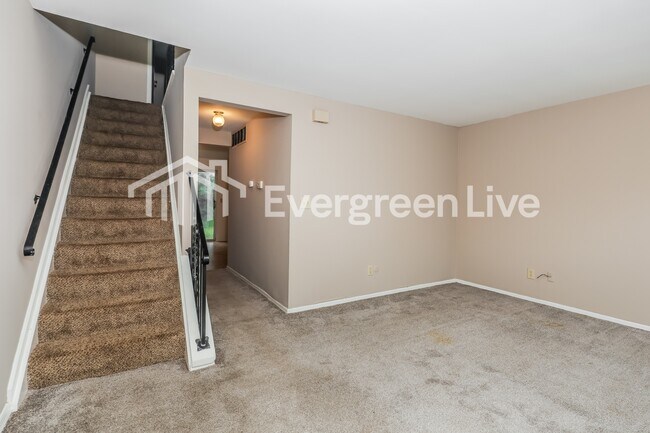 Foto del edificio - 8053 Mt Aetna St