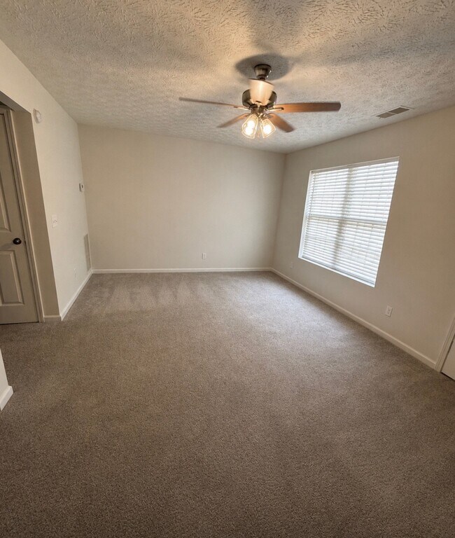 Foto del edificio - 3794 Waldrop Ln