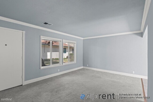 Building Photo - 118 Escazu Ct