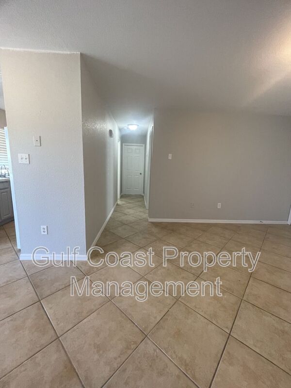 Foto del edificio - 1164 Vernon Ave