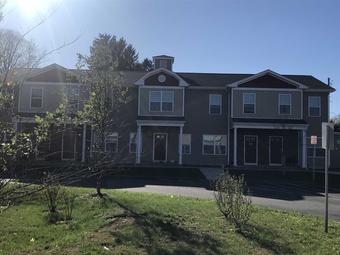 2410 NY82, Lagrangeville, NY 12540 Townhome Rentals in Lagrangeville