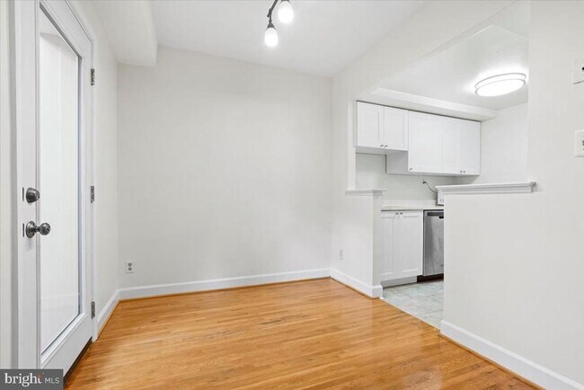 Foto del edificio - 1109 N Pitt St