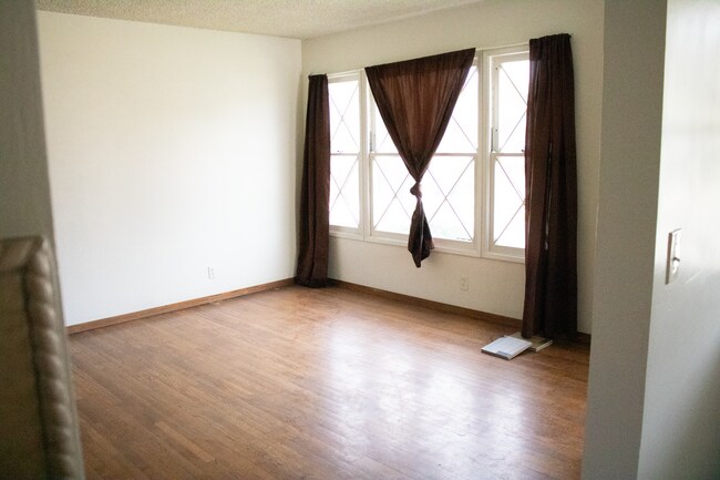 Foto del edificio - 1736 Inola St