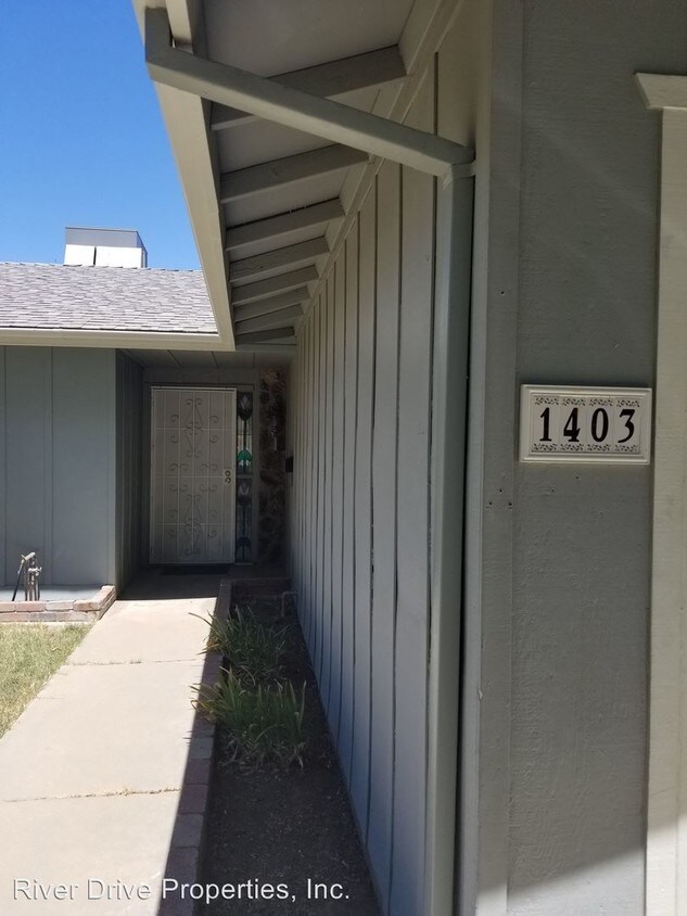 Primary Photo - 3 br, 2 bath House - 1403 Villa Dr