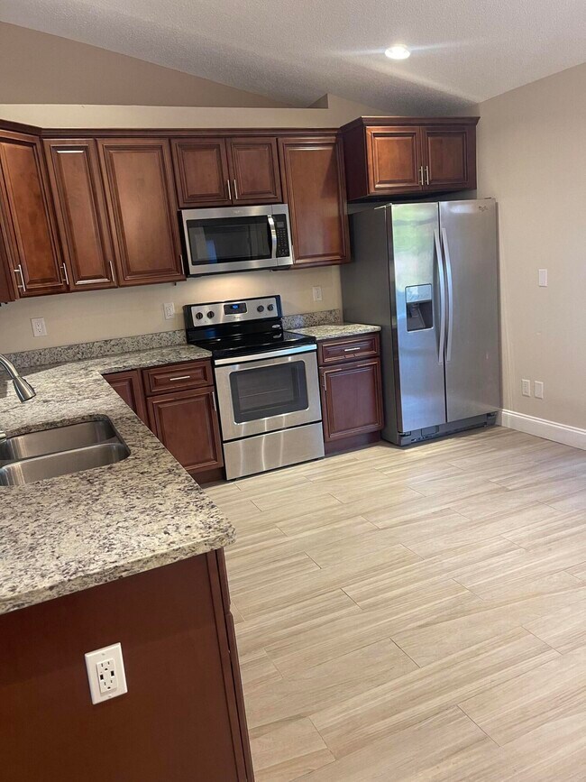 Foto del edificio - 1851 SW Inlander Ave