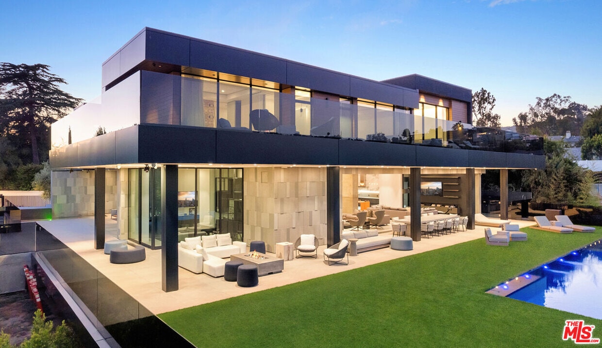 Foto principal - 1140 Summit Dr