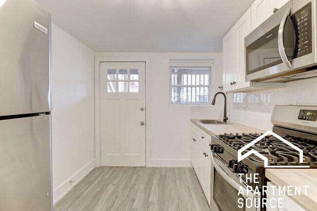 Foto del edificio - 3754 W Huron St