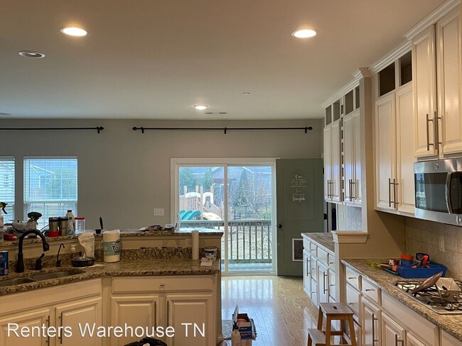 Building Photo - 205 Cooper Ledge Cir