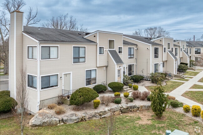 Building Photo - Mews