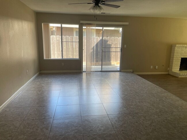 Building Photo - SanClemente3537