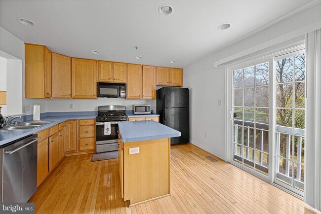 Building Photo - 1202 Carli Ct