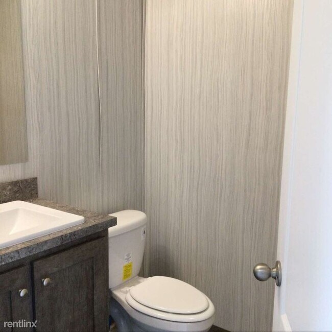 Building Photo - 3 br, 2 bath Mobile Home - 1647 Mill Oak A...