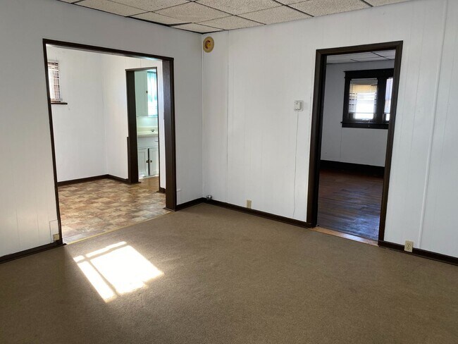 Foto del edificio - 208 1st St
