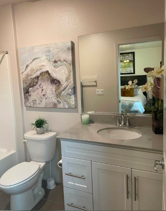 Foto del edificio - 7204 N Chestnut Ln