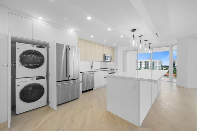 Foto del edificio - 19707 Turnberry Way