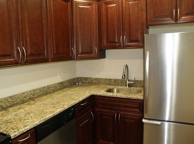 Kitchen - 4024 N Ashland Ave